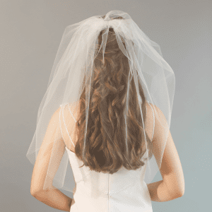 bride learned how to make a bridal veil