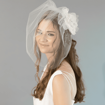 birdcage veil in tulle